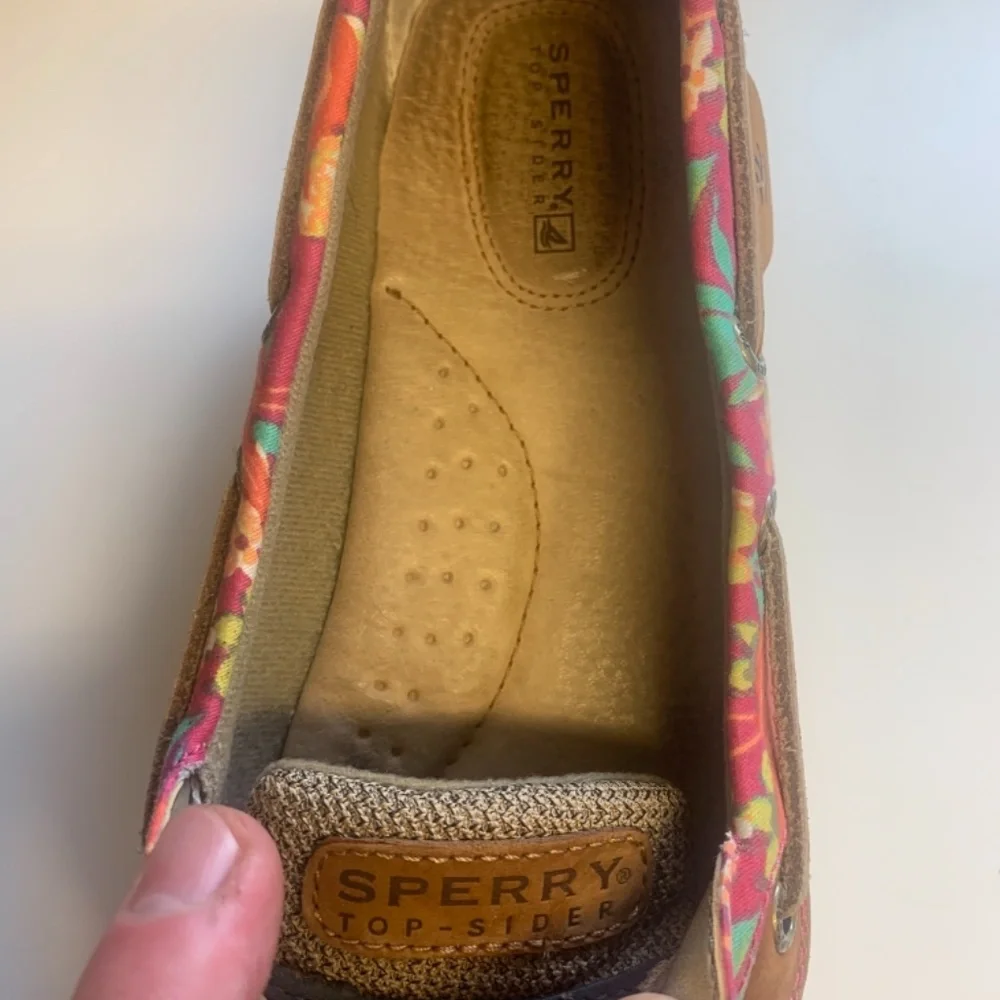 Women’s Sperry Top-Sider boat shoes - Picture 2 of 5